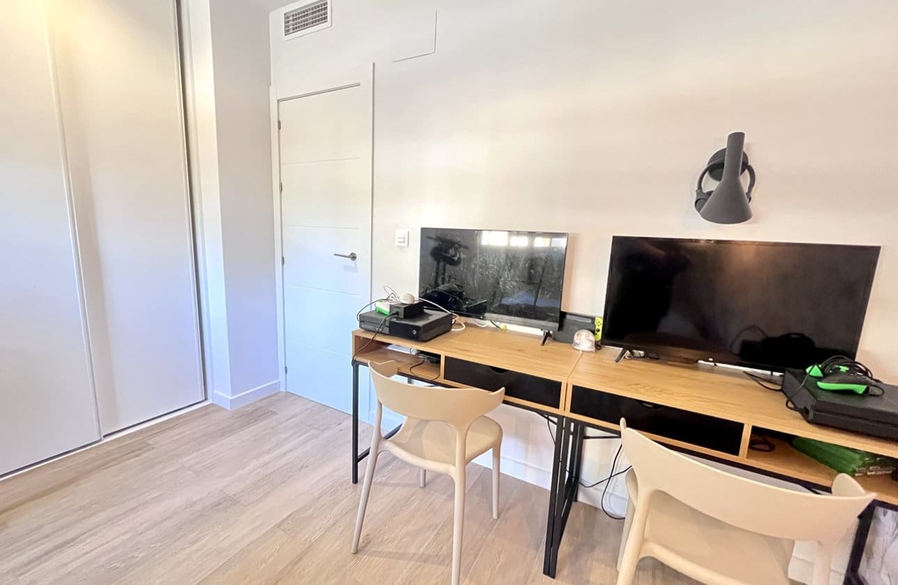 3 bedroom Apartment for sale in La Mata - € 199,990 (Ref: 9428990)