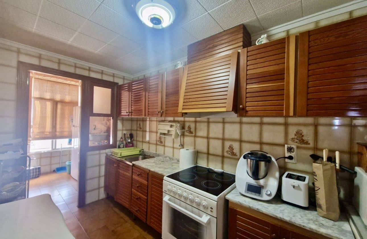 3 makuuhuone Ranta-asunto myytävänä paikassa Torrevieja - 297 000 € (Ref: 9428991)