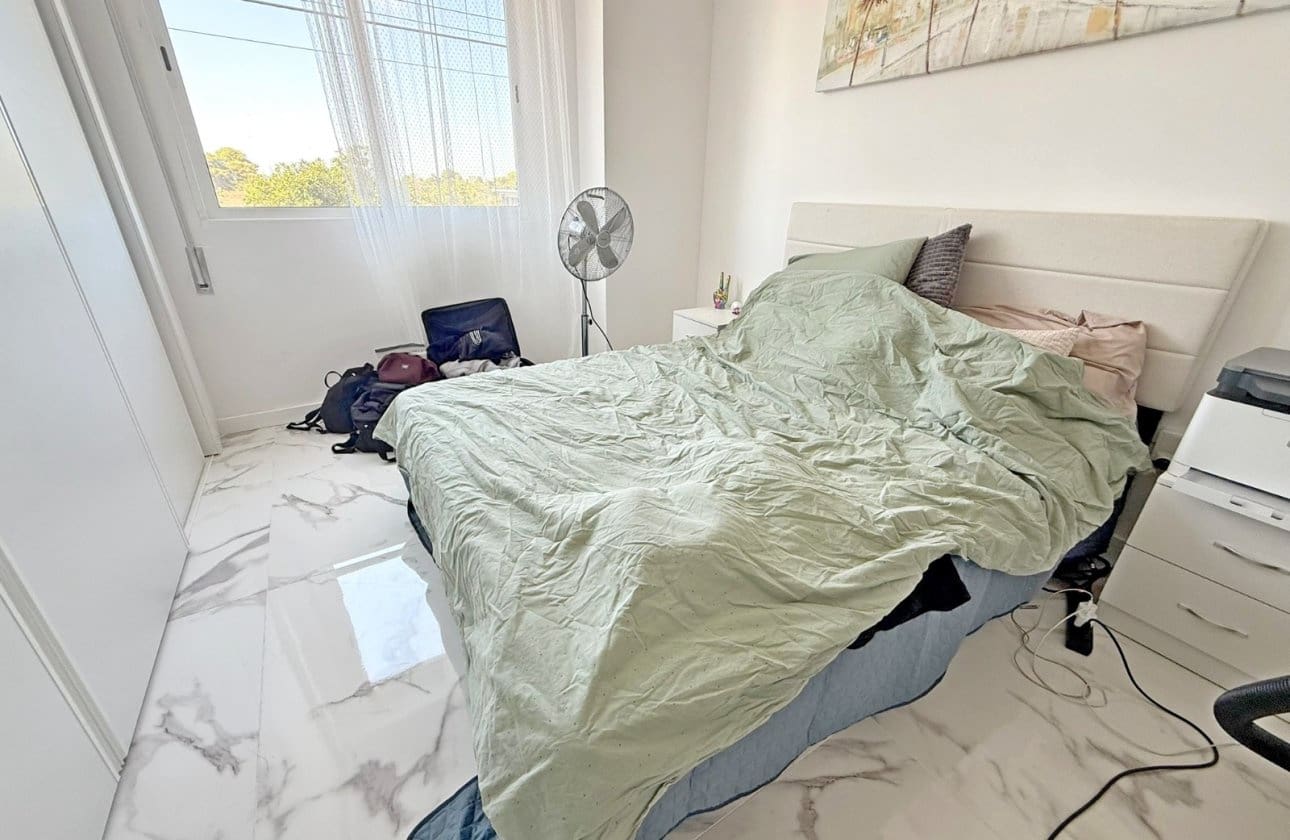 2 slaapkamer Appartement te koop in Orihuela Costa met zwembad - € 275.000 (Ref: 9428992)