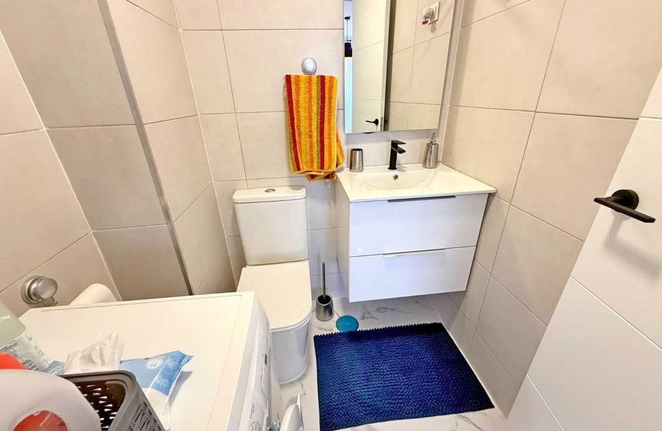 2 slaapkamer Appartement te koop in Orihuela Costa met zwembad - € 275.000 (Ref: 9428992)