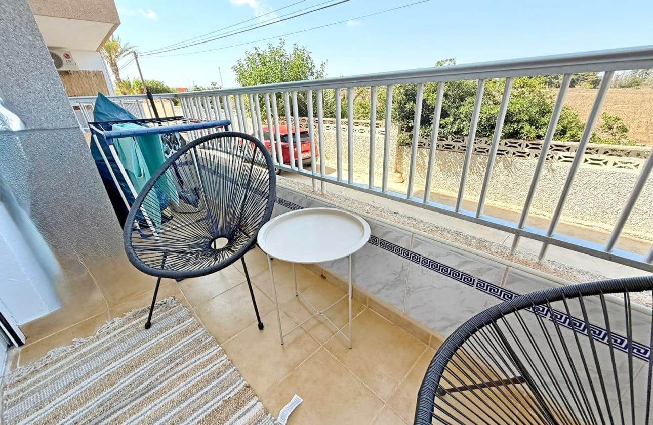 2 slaapkamer Appartement te koop in Orihuela Costa met zwembad - € 275.000 (Ref: 9428992)