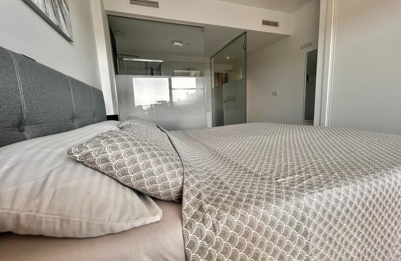 2 bedroom Penthouse for sale in Villamartin with pool garage - € 299,900 (Ref: 9429375)