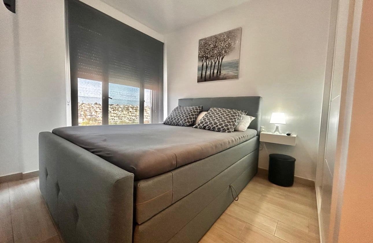 2 bedroom Penthouse for sale in Villamartin with pool garage - € 299,900 (Ref: 9429375)