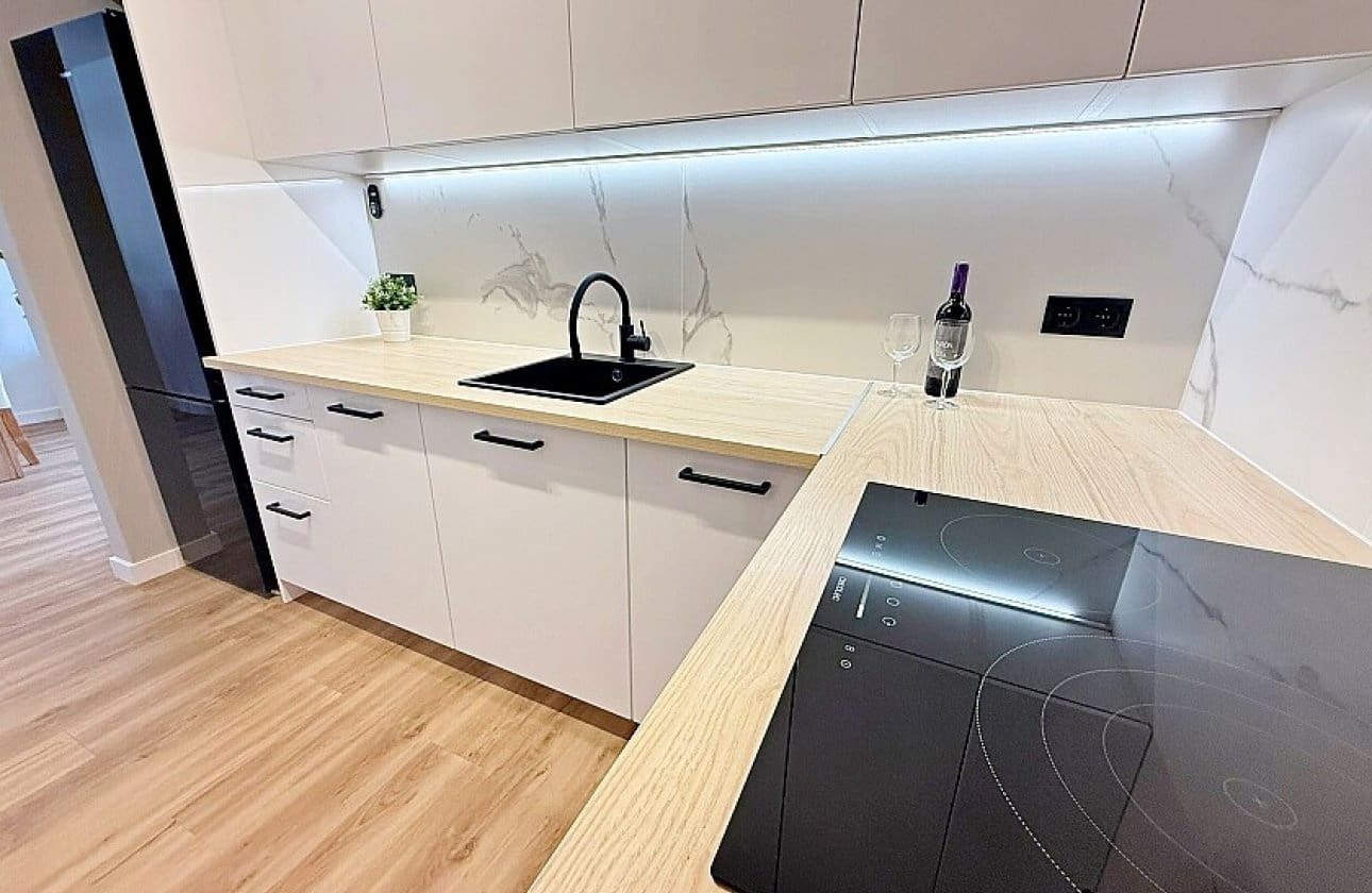 3 chambre Maison de Ville à vendre à Los Altos avec piscine - 294 180 € (Ref: 9429376)