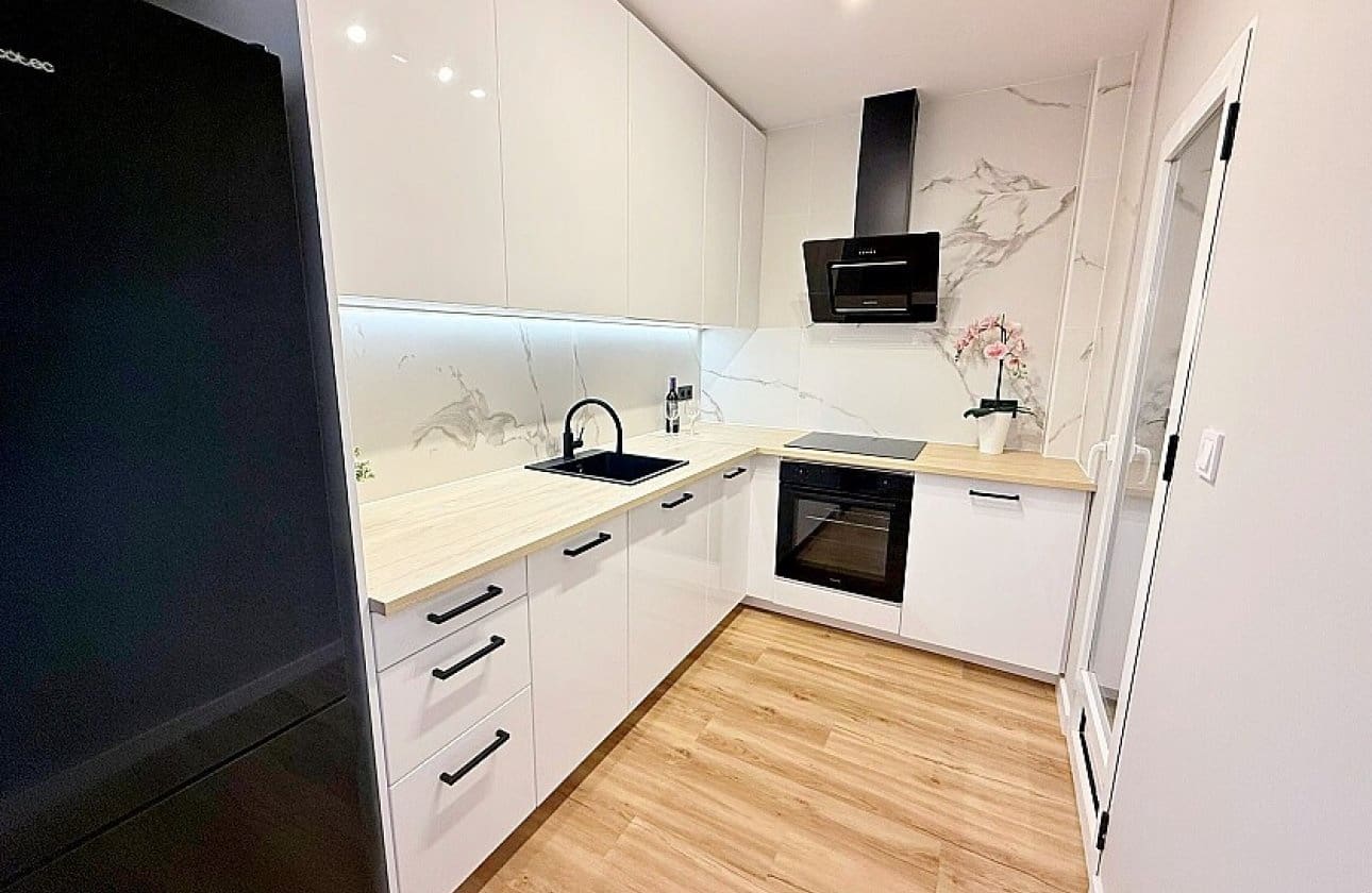 3 chambre Maison de Ville à vendre à Los Altos avec piscine - 294 180 € (Ref: 9429376)