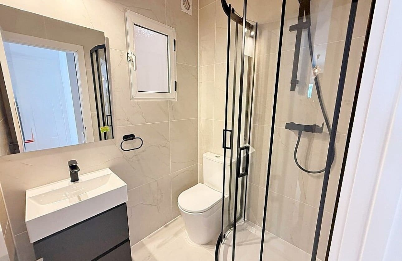 3 chambre Maison de Ville à vendre à Los Altos avec piscine - 294 180 € (Ref: 9429376)