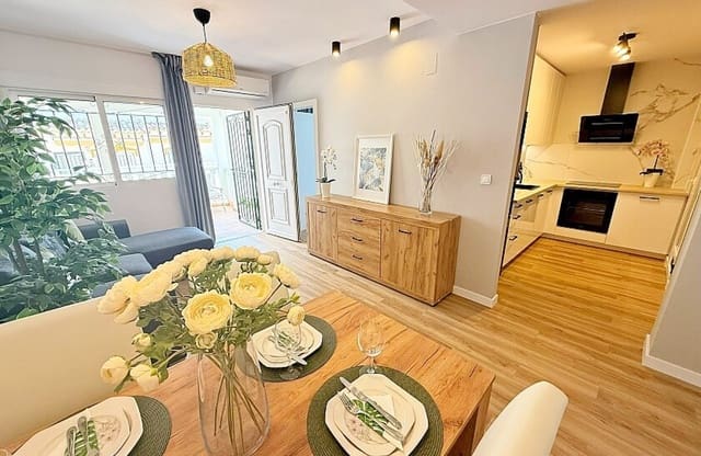 3 chambre Maison de Ville à vendre à Los Altos avec piscine - 294 180 € (Ref: 9429376)