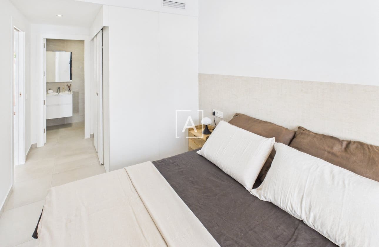 2 chambre Maison de Ville à vendre à Pilar de la Horadada avec piscine - 299 995 € (Ref: 9429378)