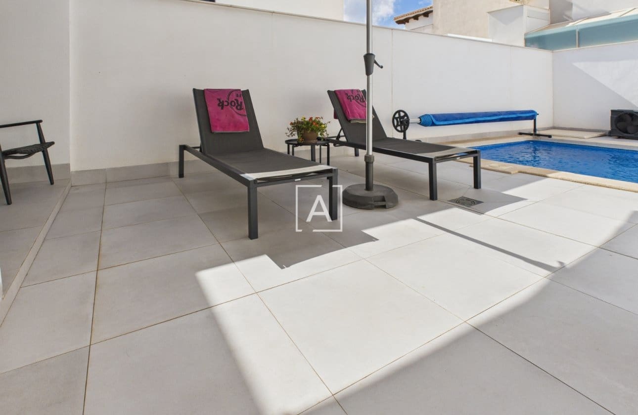 2 chambre Maison de Ville à vendre à Pilar de la Horadada avec piscine - 299 995 € (Ref: 9429378)