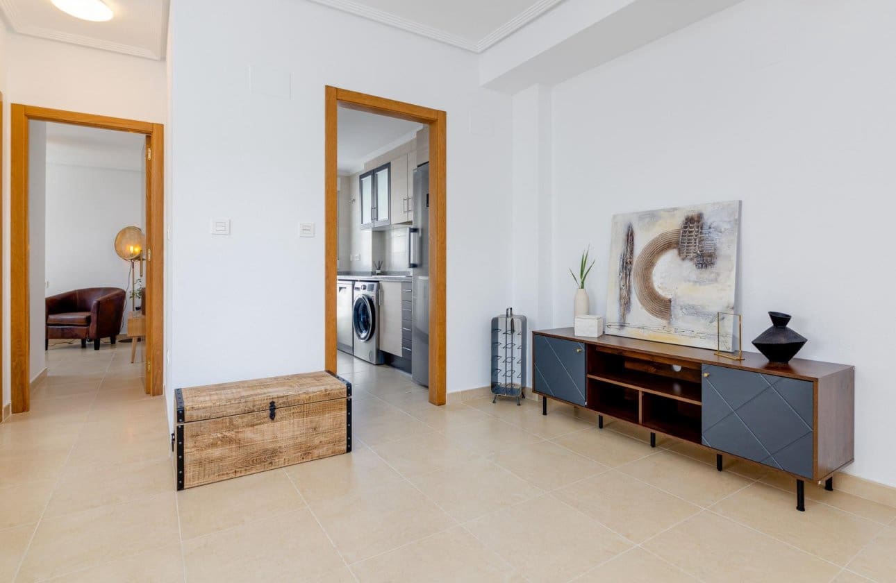 2 soveværelse Villa til salg i San Fulgencio med swimmingpool - € 280.000 (Ref: 9429379)