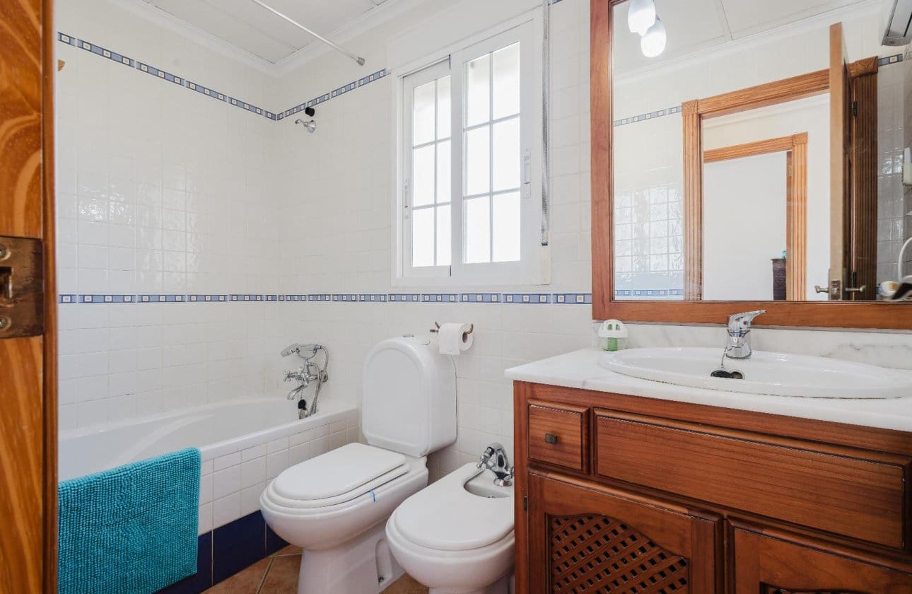 3 sovrum Villa till salu i Lo Crispin med pool - 249 900 € (Ref: 9429380)