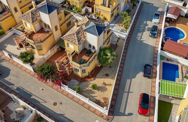 3 sovrum Villa till salu i Lo Crispin, Algorfa med pool - 249 900 € (Ref: 9429380)