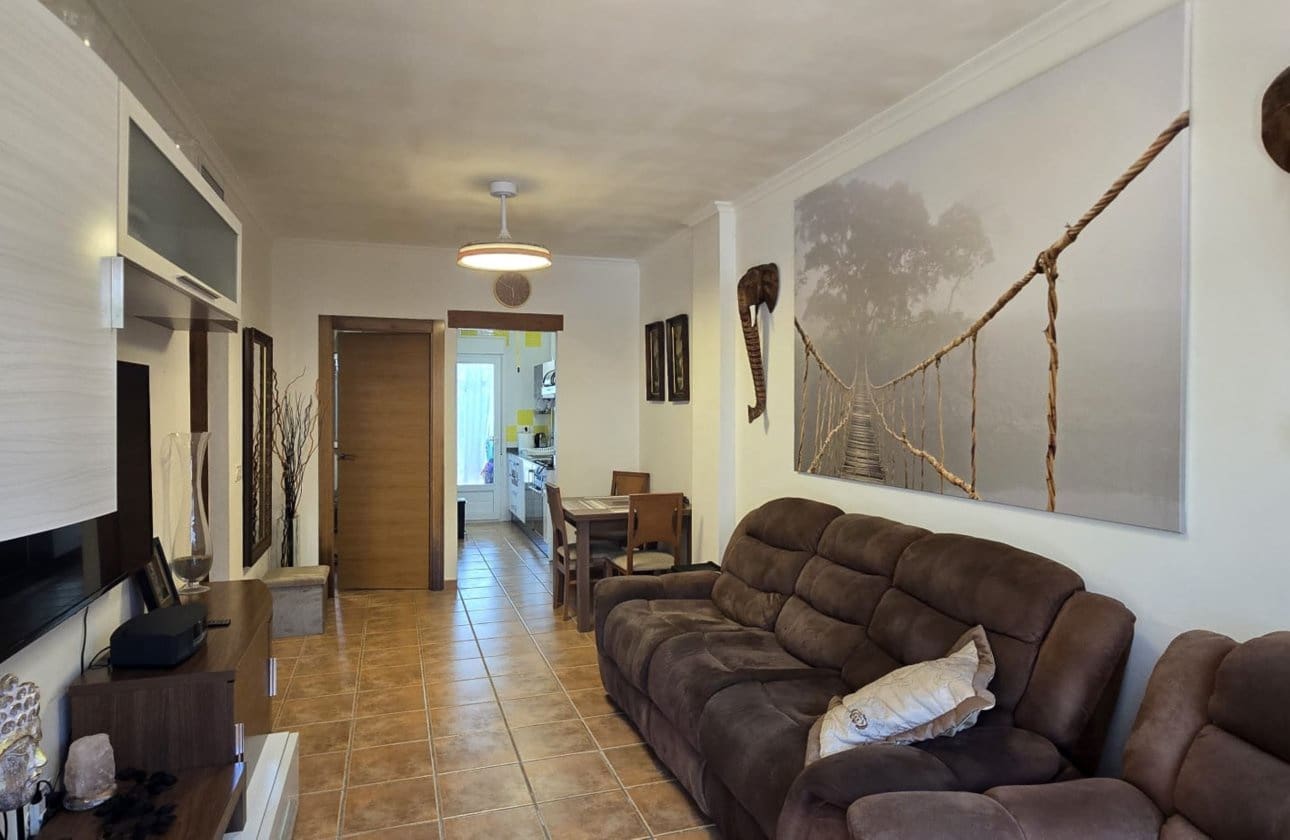 2 bedroom Townhouse for sale in Mil Palmeras with pool - € 229,900 (Ref: 9429381)