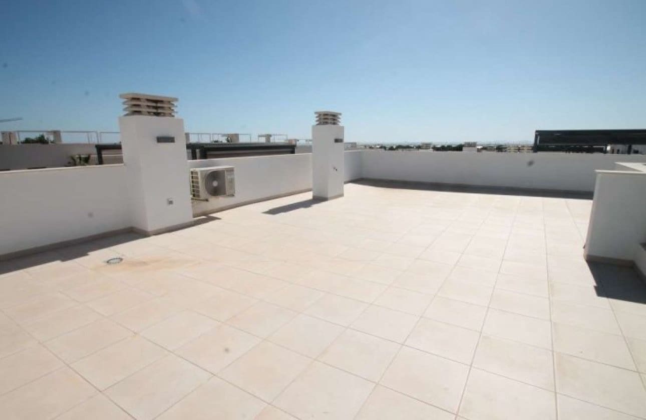 3 bedroom Villa for sale in Pilar de la Horadada - € 319,000 (Ref: 9429382)