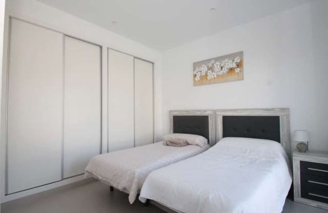 3 bedroom Villa for sale in Pinar de Campoverde, Pilar de la Horadada - € 319,000 (Ref: 9429382)