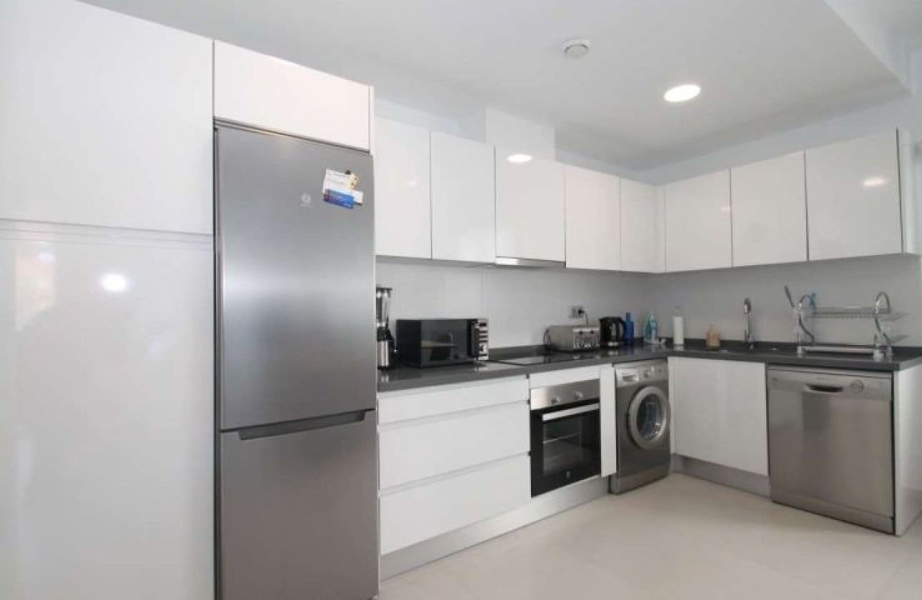 3 bedroom Villa for sale in Pilar de la Horadada - € 319,000 (Ref: 9429382)