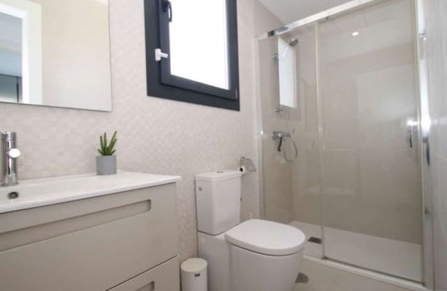 3 bedroom Villa for sale in Pinar de Campoverde, Pilar de la Horadada - € 319,000 (Ref: 9429382)