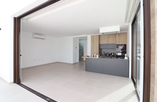 3 slaapkamer Villa te koop in Benijófar met zwembad - € 440.000 (Ref: 9429385)