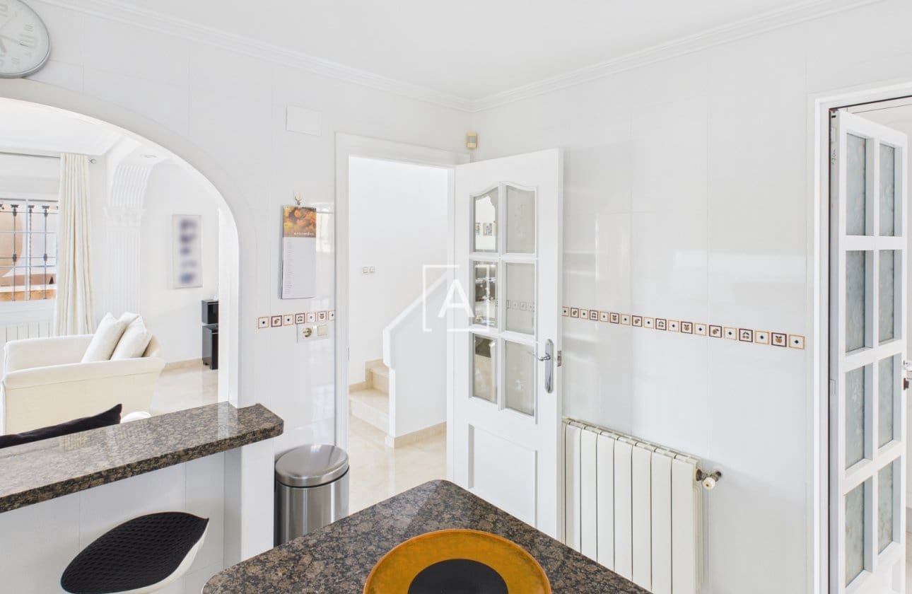 3 bedroom Villa for sale in Pinar de Campoverde with pool - € 397,500 (Ref: 9429388)