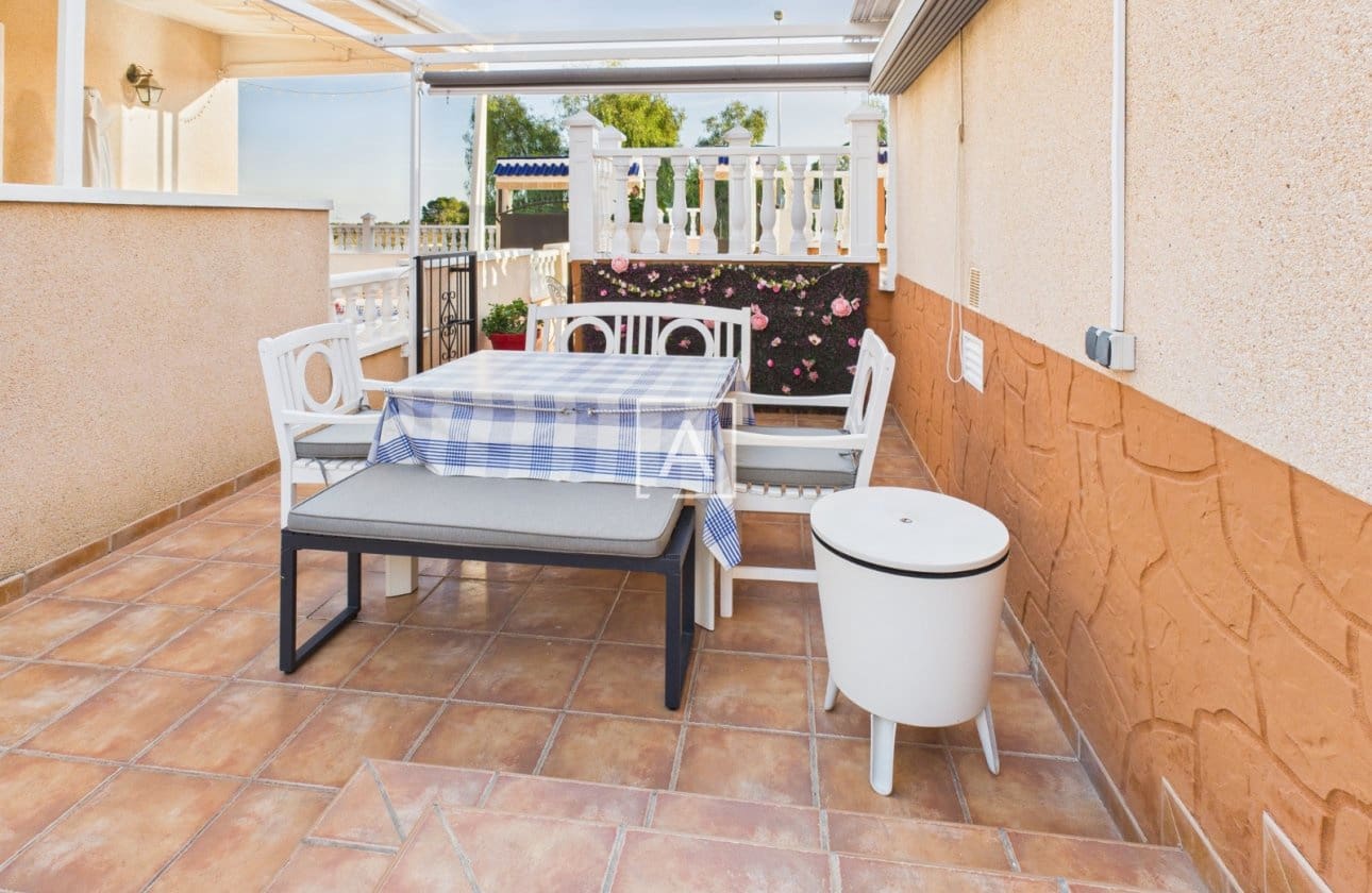 3 bedroom Villa for sale in Pinar de Campoverde with pool - € 397,500 (Ref: 9429388)