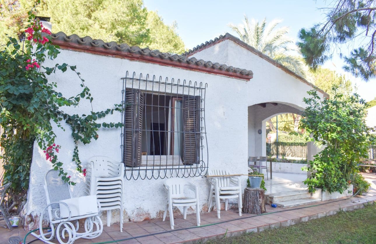 4 bedroom Villa for sale in Orihuela Costa - € 560,000 (Ref: 9429389)