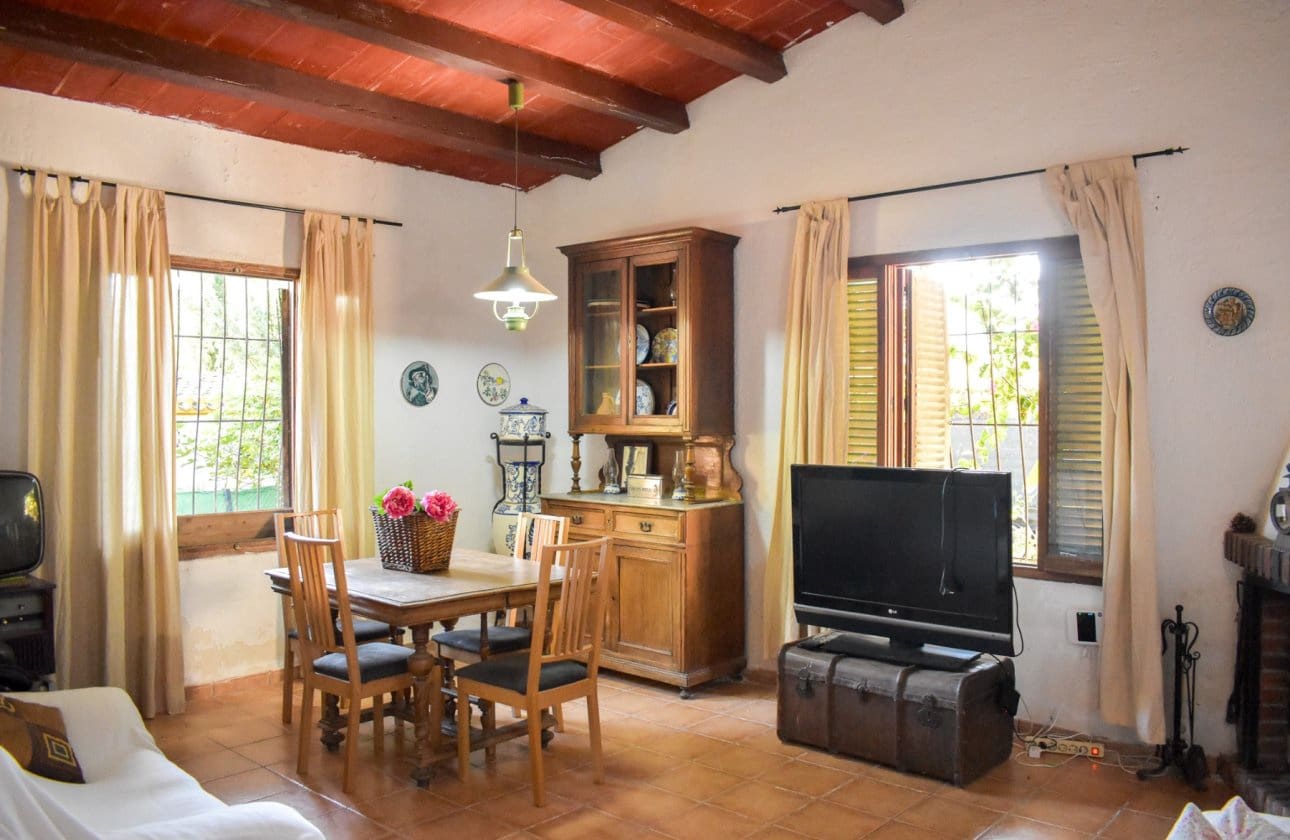 4 bedroom Villa for sale in Orihuela Costa - € 560,000 (Ref: 9429389)