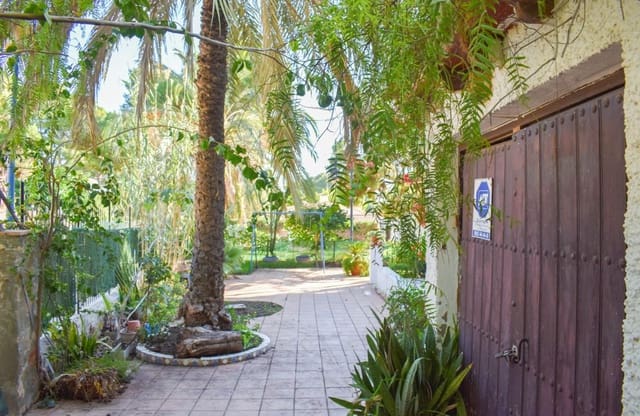 4 bedroom Villa for sale in Punta Prima, Orihuela - € 560,000 (Ref: 9429389)