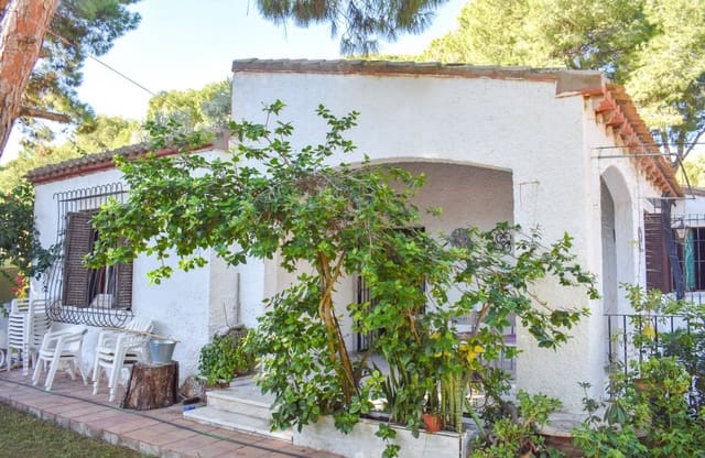 4 bedroom Villa for sale in Punta Prima, Orihuela - € 560,000 (Ref: 9429389)