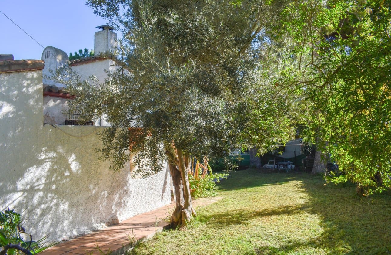 4 bedroom Villa for sale in Orihuela Costa - € 560,000 (Ref: 9429389)