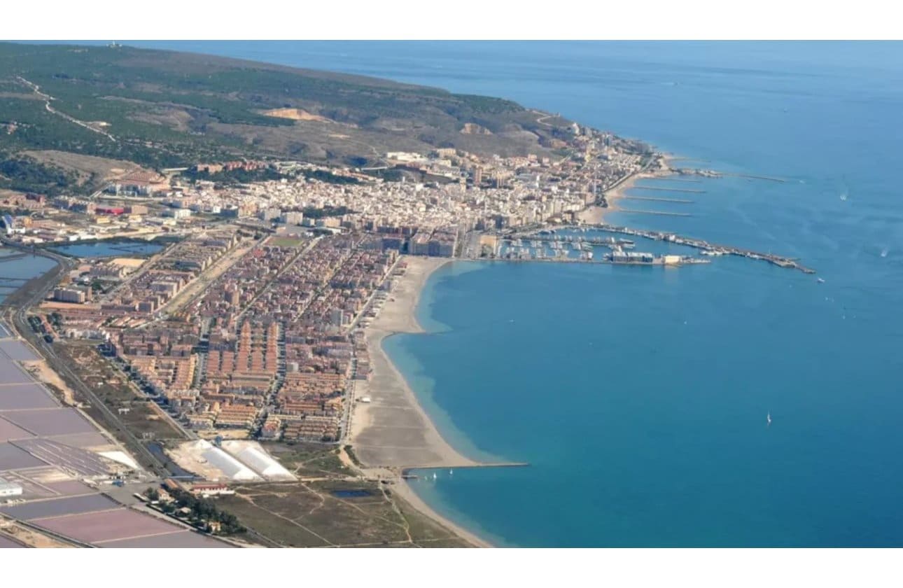 3 camera da letto Villa in vendita in Gran Alacant con piscina - 240.000 € (Rif: 9429391)