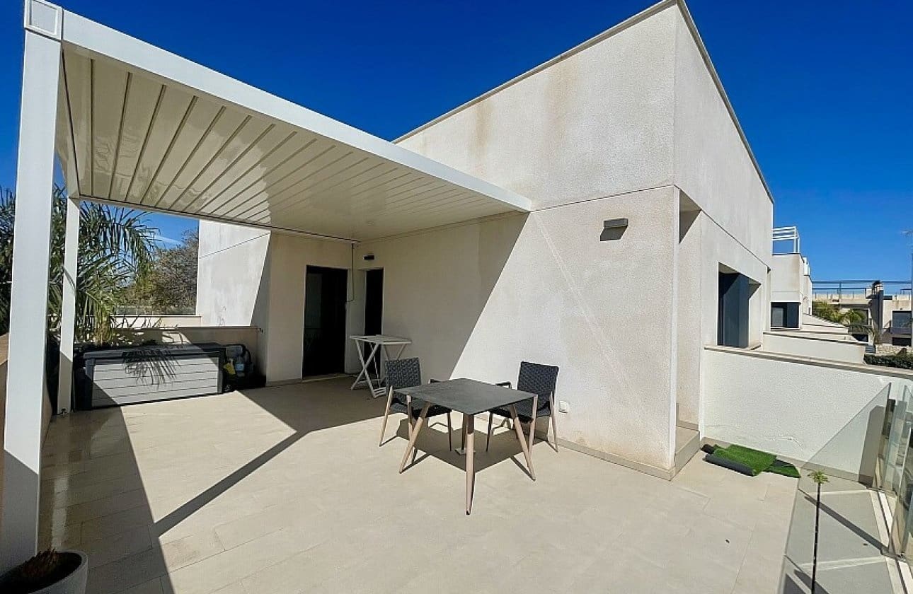 3 slaapkamer Villa te koop in Pilar de la Horadada - € 475.000 (Ref: 9429393)