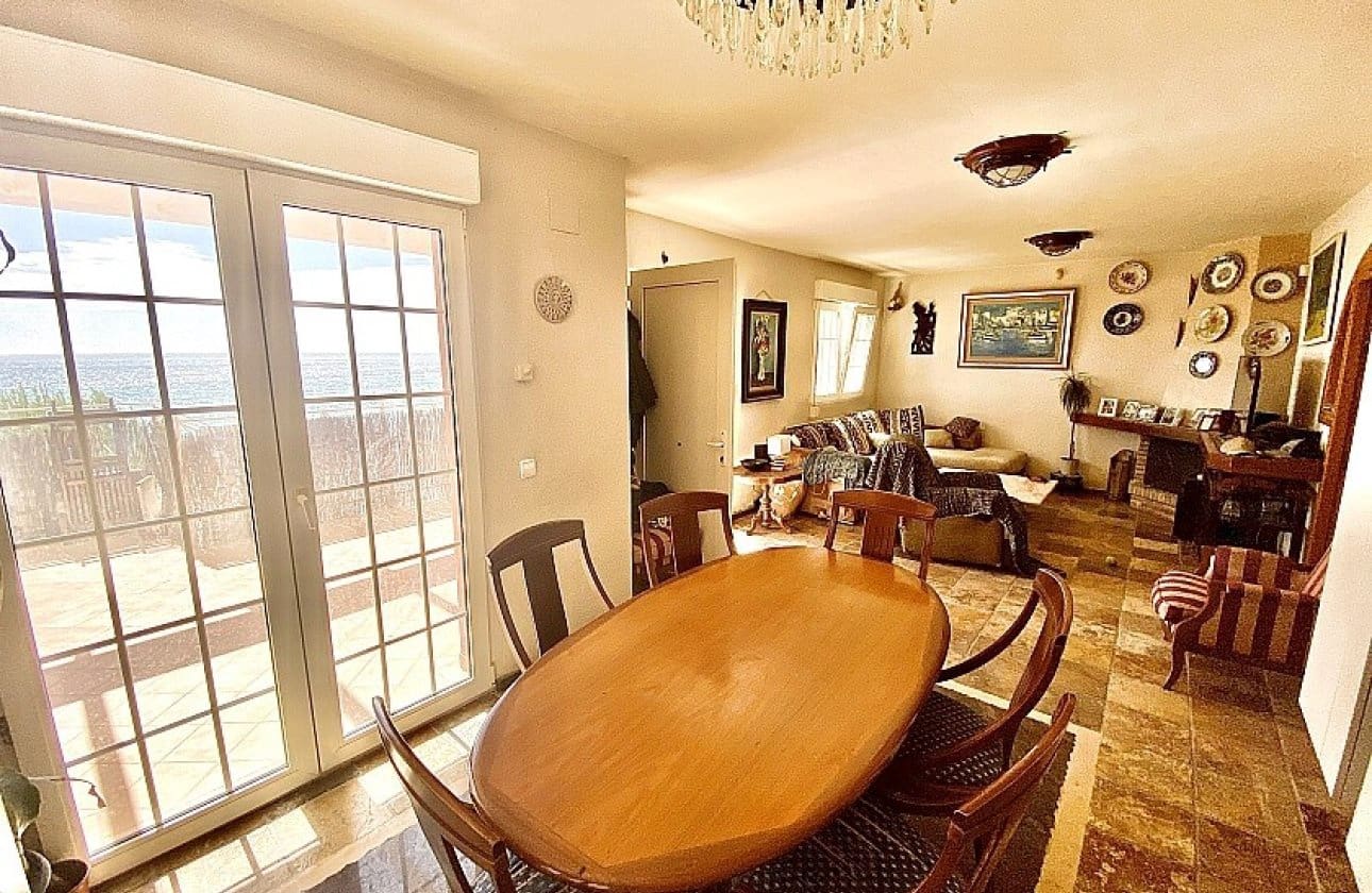 4 bedroom Townhouse for sale in Dehesa de Campoamor with garage - € 799,000 (Ref: 9429394)