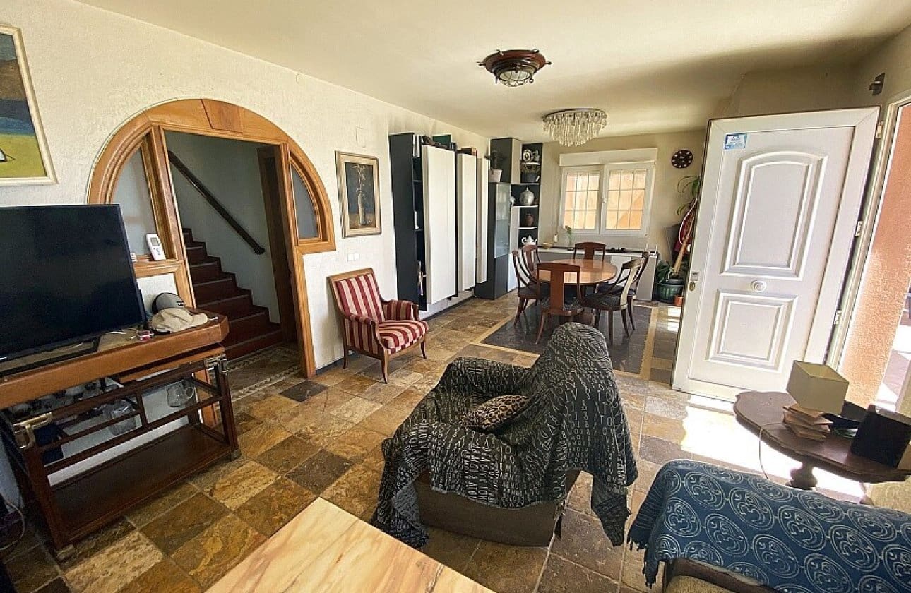 4 bedroom Townhouse for sale in Dehesa de Campoamor with garage - € 799,000 (Ref: 9429394)