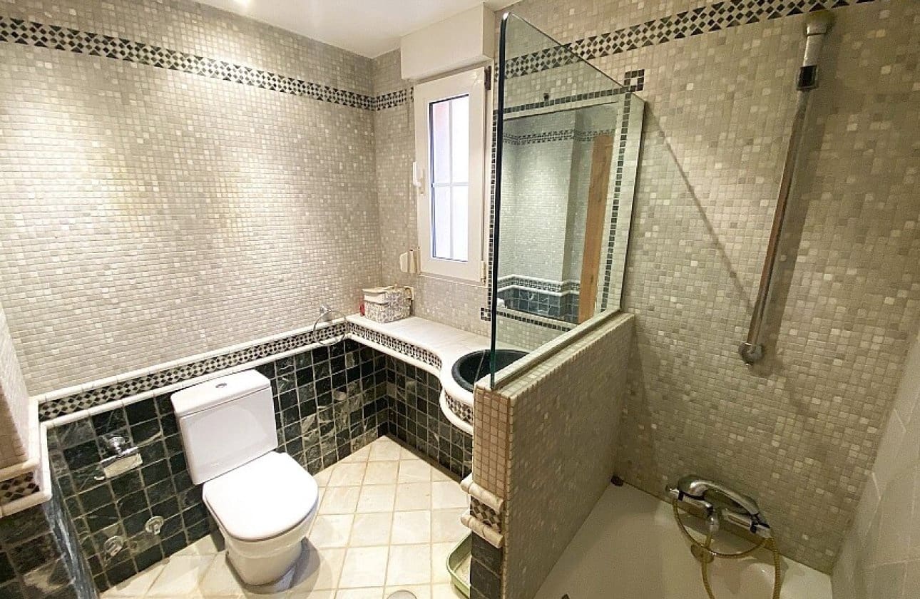 4 bedroom Townhouse for sale in Dehesa de Campoamor with garage - € 799,000 (Ref: 9429394)