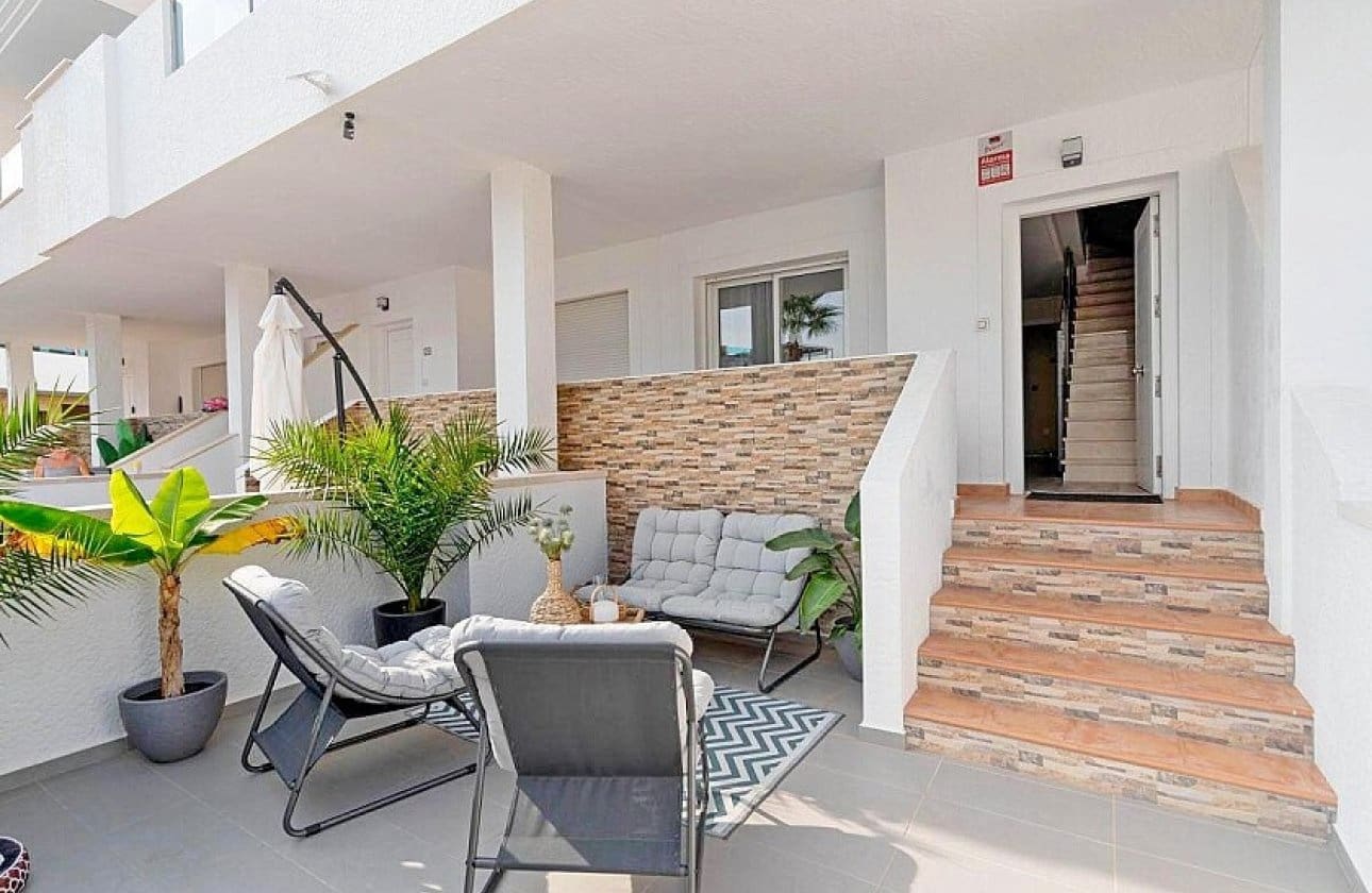 3 chambre Maison de Ville à vendre à Los Altos avec piscine - 315 000 € (Ref: 9429395)