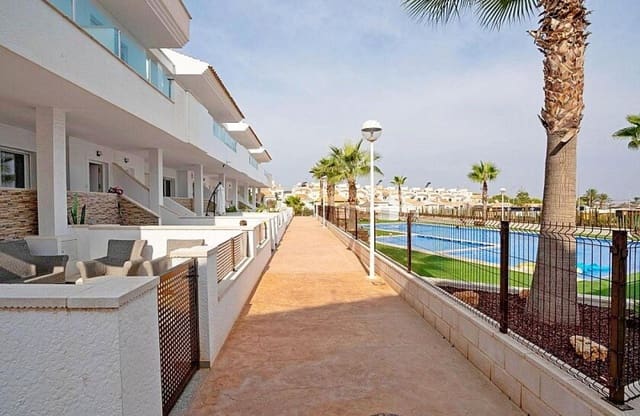 3 bedroom Townhouse for sale in Los Altos with pool - € 315,000 (Ref: 9429395)