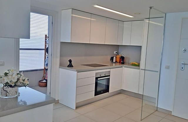 3 soveværelse Penthouse til salg i Punta Prima, Orihuela med swimmingpool garage - € 795.000 (Ref: 9429396)