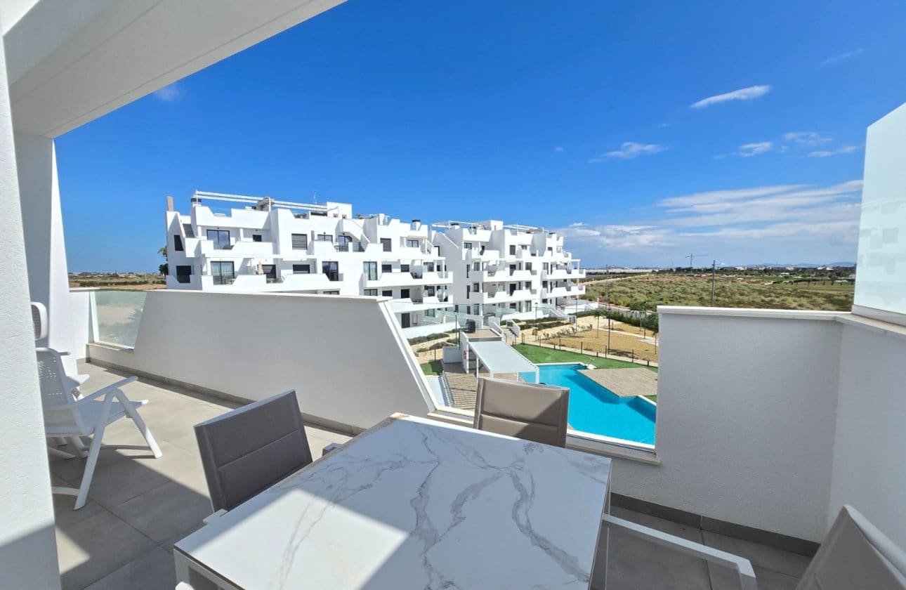 Apartamento de 2 habitaciones en Torre-Pacheco en venta con piscina - 299.950 € (Ref: 9429402)