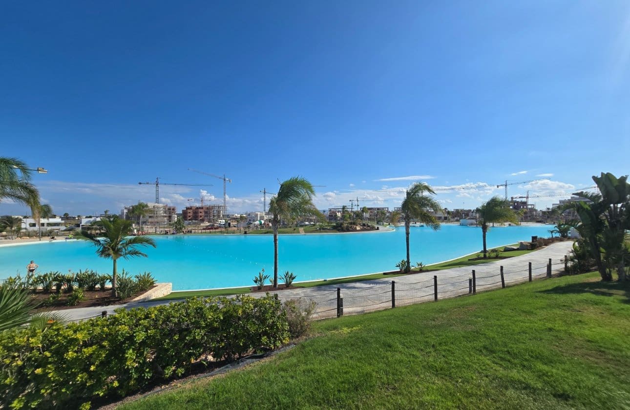Apartamento de 2 habitaciones en Torre-Pacheco en venta con piscina - 299.950 € (Ref: 9429402)
