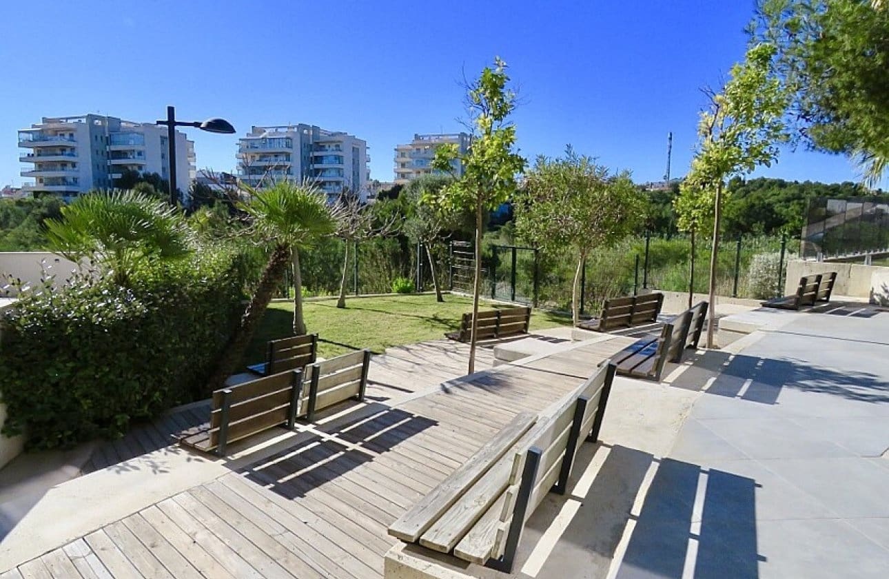 2 chambre Appartement à vendre à Villamartin - 250 000 € (Ref: 9429404)