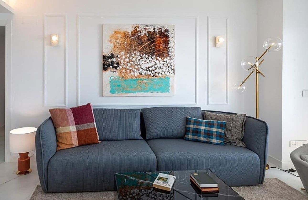 3 slaapkamer Strandappartement te koop in Punta Prima met zwembad garage - € 799.000 (Ref: 9429406)