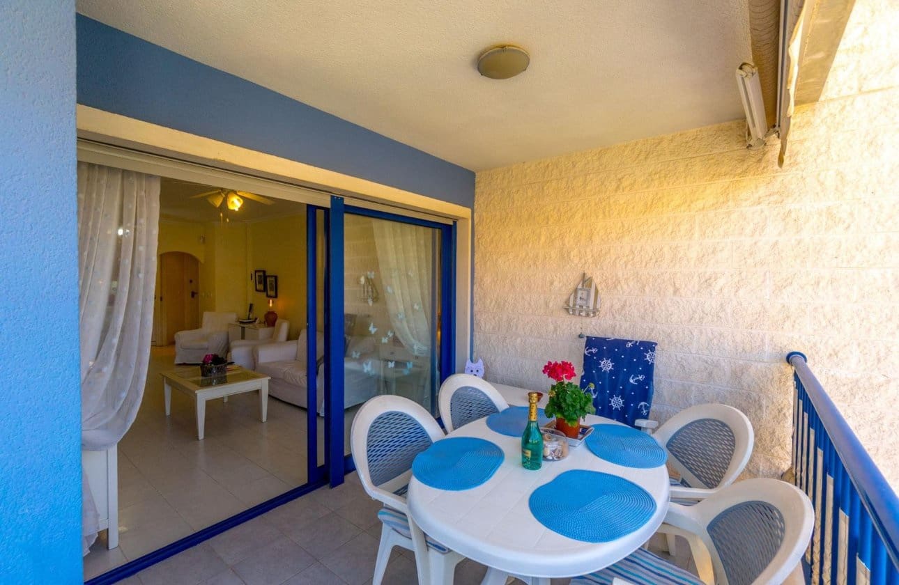 2 bedroom Beach Apartment for sale in Campoamor with pool garage - € 279,000 (Ref: 9432547)