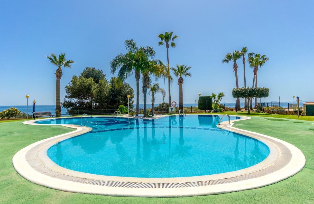 2 bedroom Beach Apartment for sale in Campoamor with pool garage - € 279,000 (Ref: 9432547)