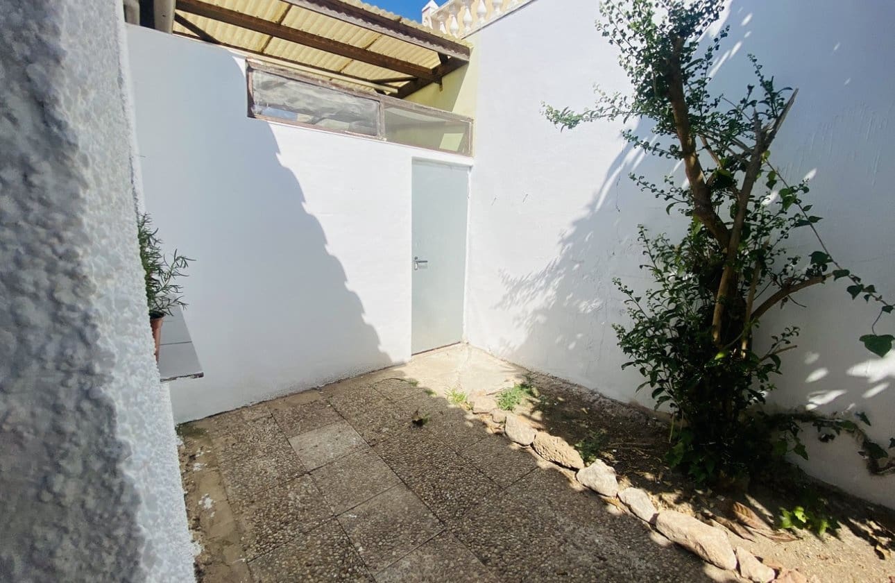 2 soveværelse Bungalow til salg i Playa Flamenca med garage - € 165.000 (Ref: 9442836)