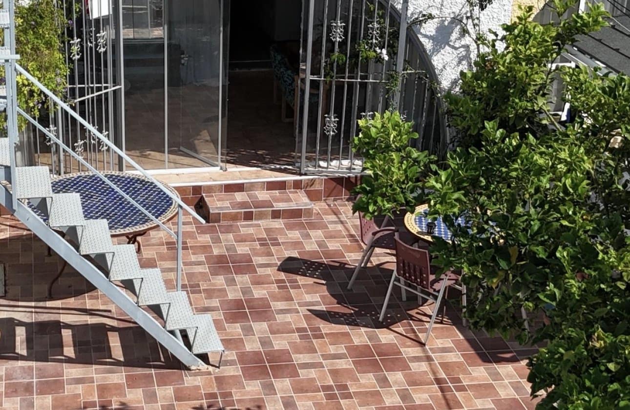 2 soveværelse Bungalow til salg i Playa Flamenca med garage - € 165.000 (Ref: 9442836)