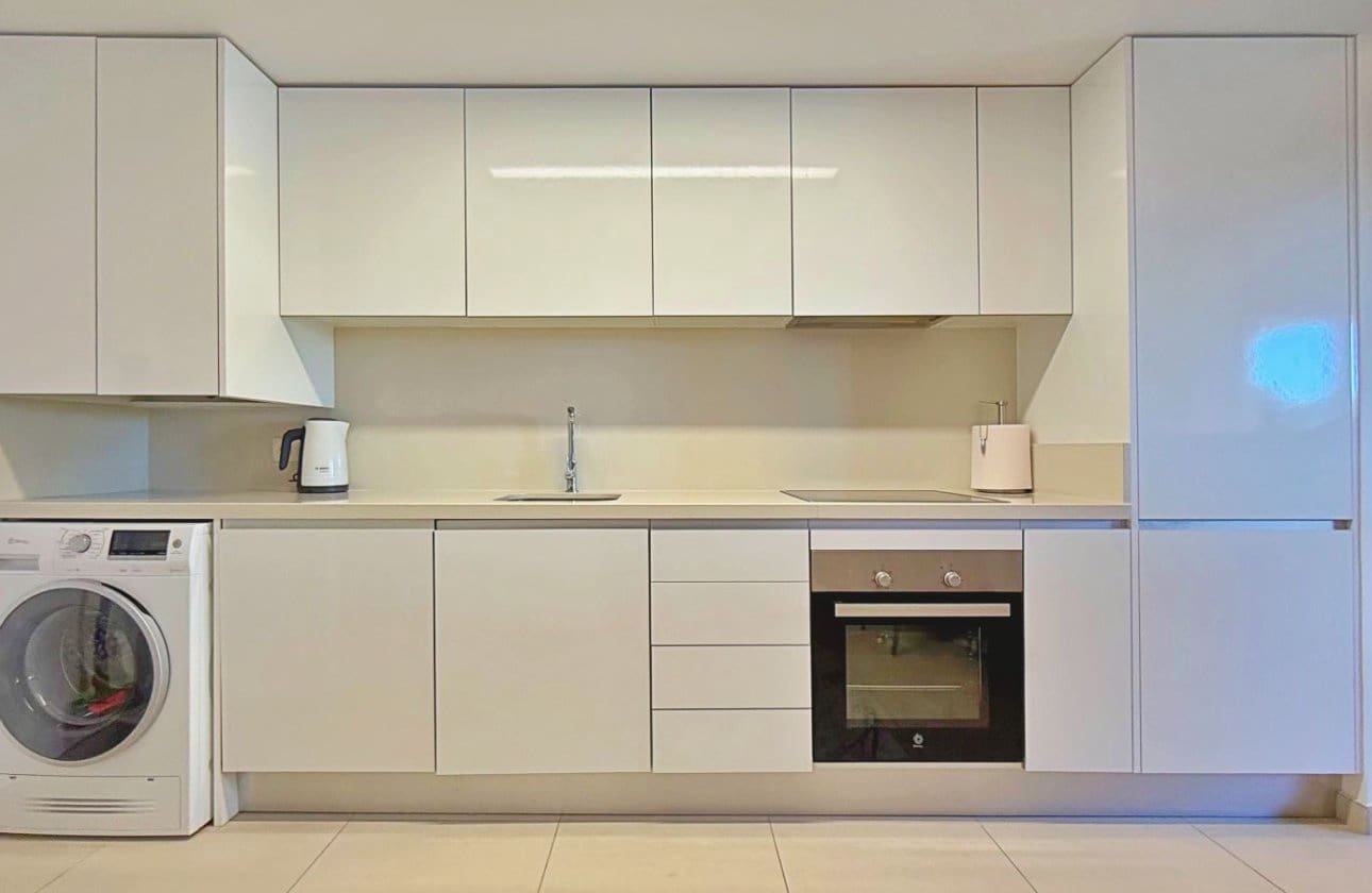 2 soveværelse Strandlejlighed til salg i Punta Prima med swimmingpool garage - € 475.000 (Ref: 9442840)