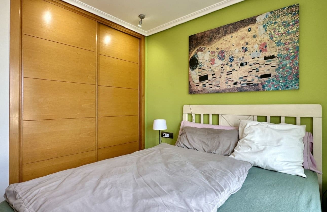 2 quarto Apartamento para venda em Guardamar del Segura com garagem - 319 000 € (Ref: 9442841)