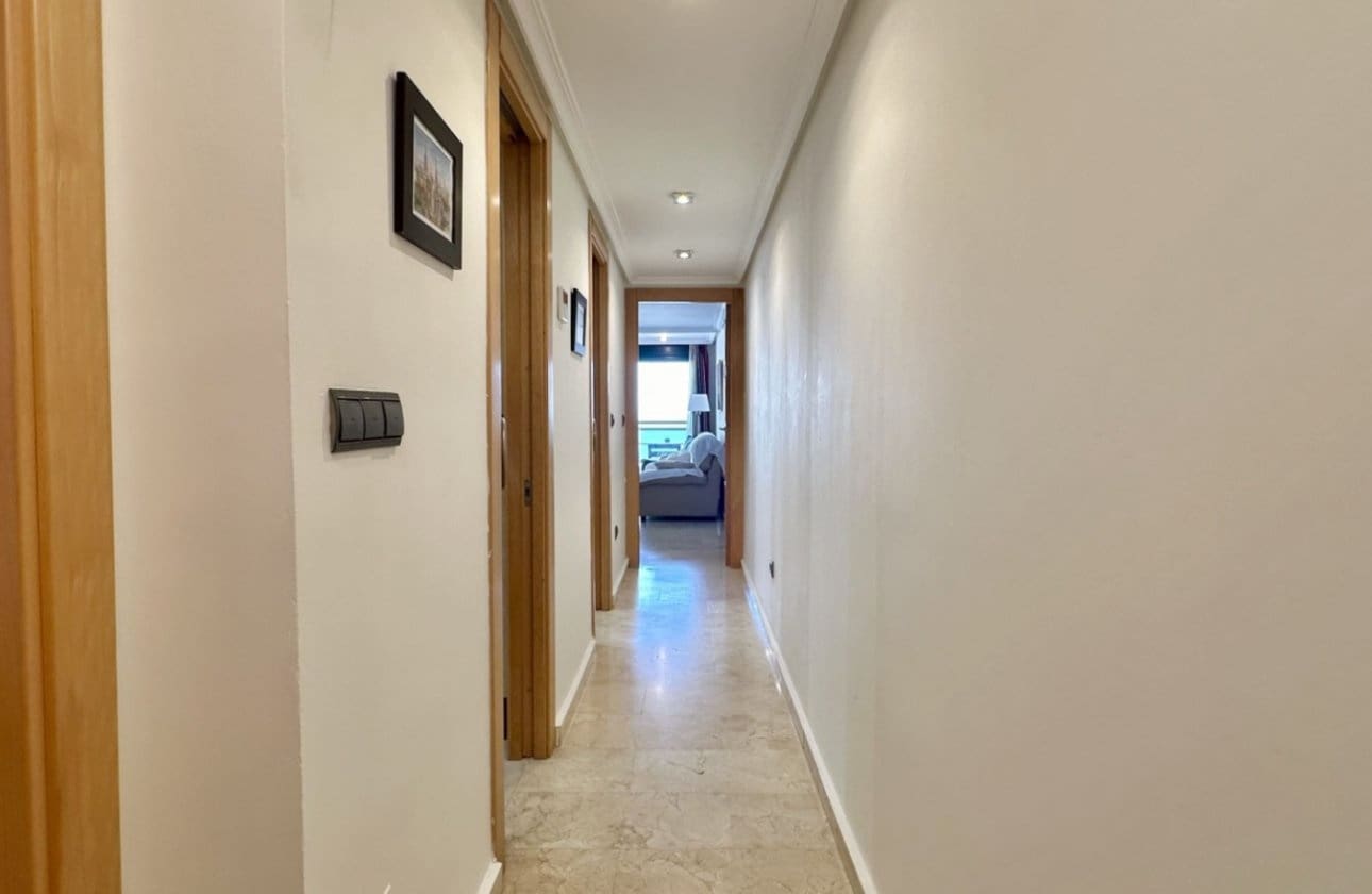 2 quarto Apartamento para venda em Guardamar del Segura com garagem - 319 000 € (Ref: 9442841)