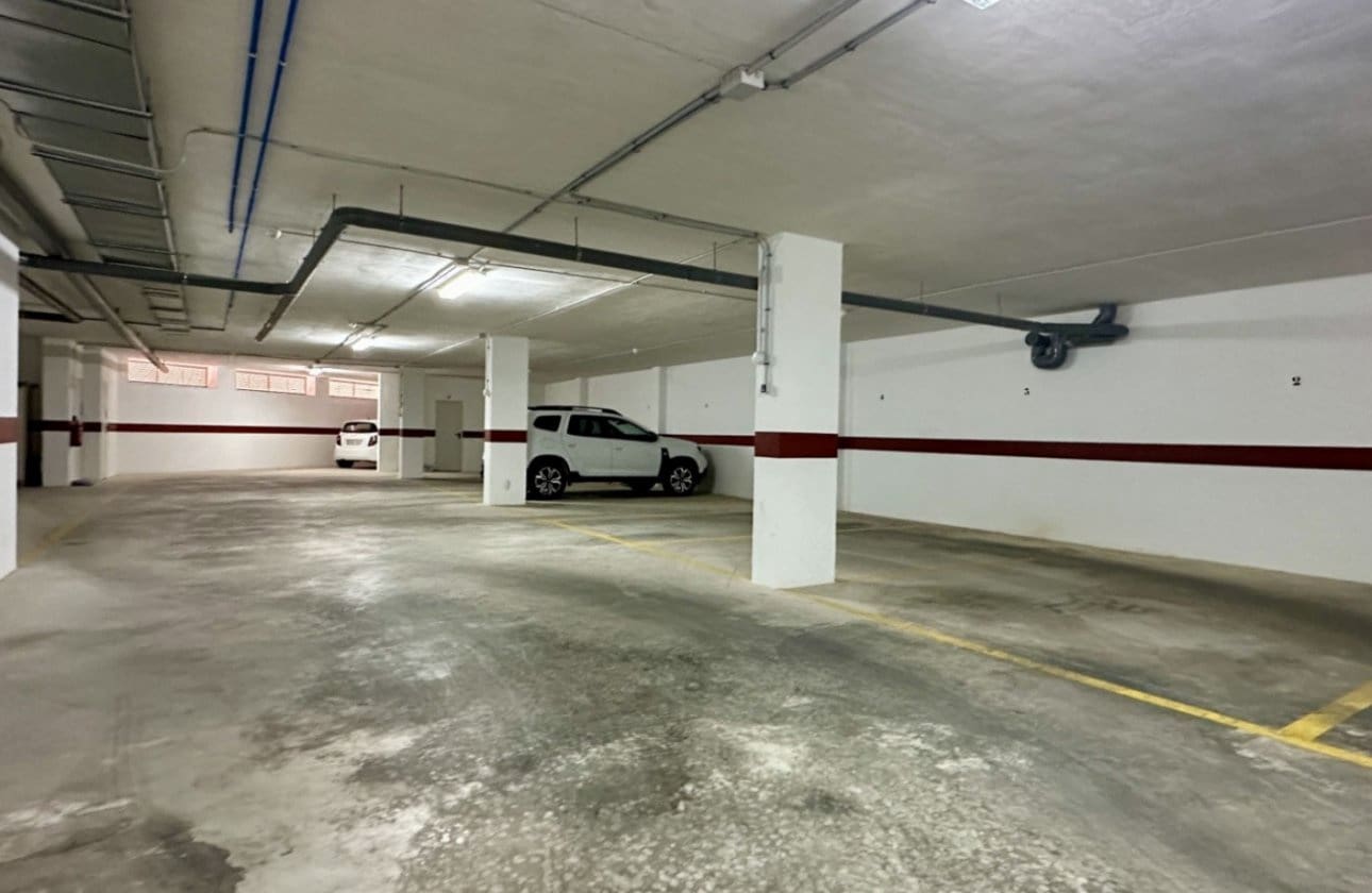 3 bedroom Apartment for sale in San Miguel de Salinas with pool garage - € 180,000 (Ref: 9444512)