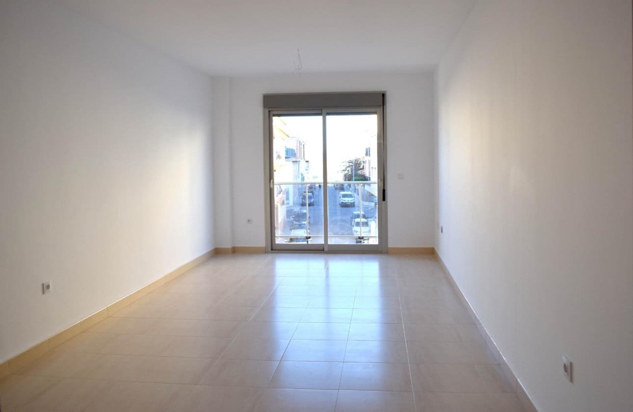 2 Zimmer Apartment zu verkaufen in San Miguel de Salinas mit Pool Garage - 165.000 € (Ref: 9444514)